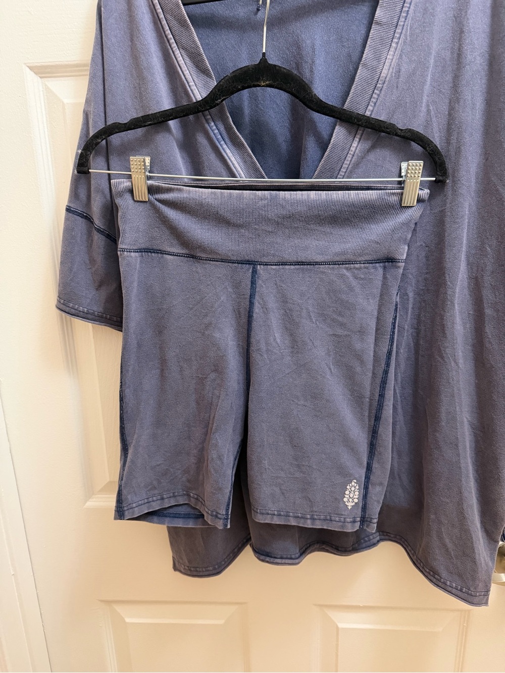 🌊 FP Movement Hot Shot Reversible Short Set - Medium - Blue Mineral Wash - Picture 10 of 13